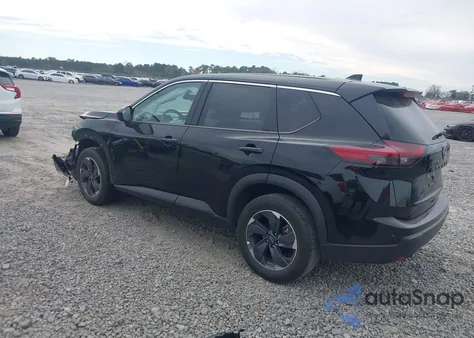 2025 Nissan Rogue Sv Fwd z USA, uszkodzony, nr VIN 5N1BT3BA2SC773492